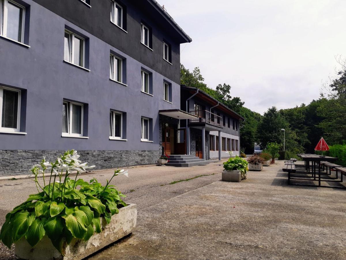 Rekreacne Zariadenie Javorinka Stará Turá Bagian luar foto