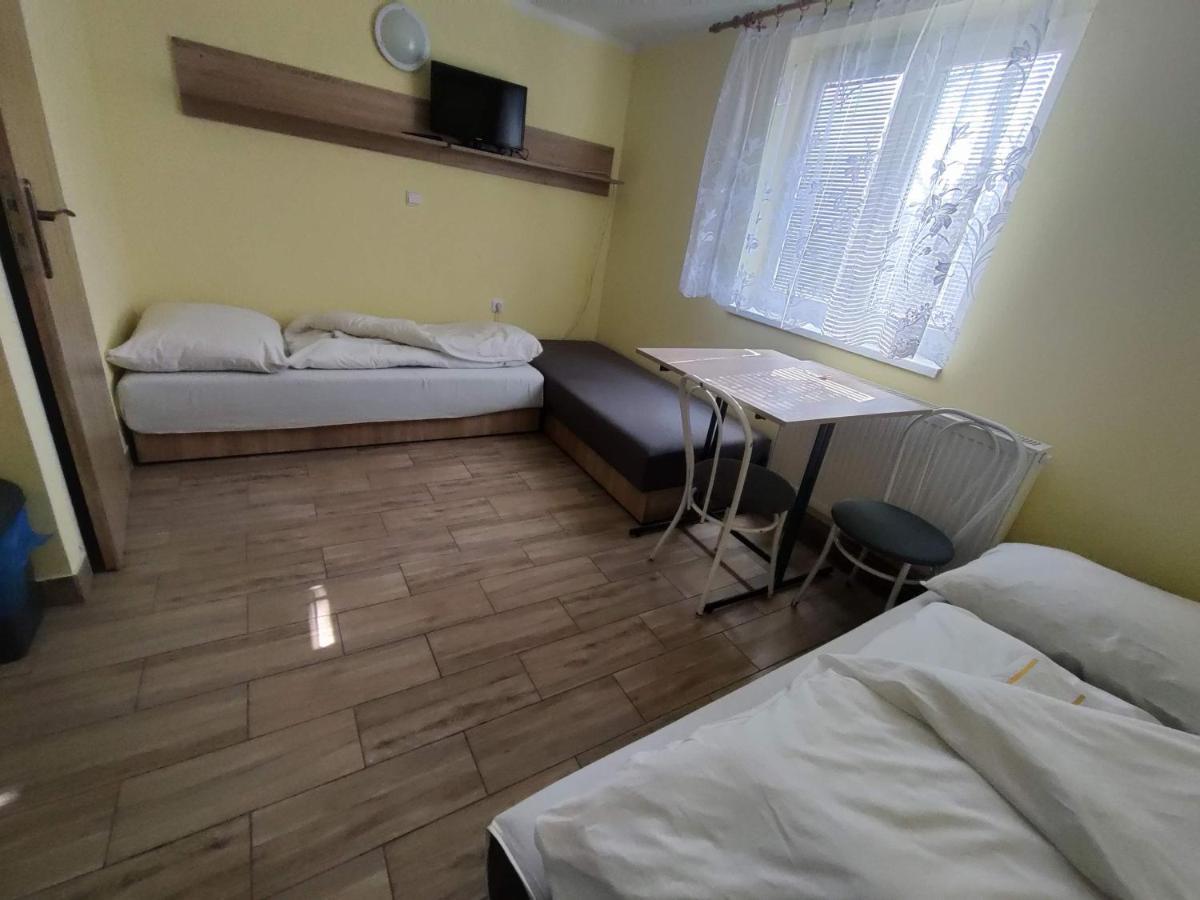 Rekreacne Zariadenie Javorinka Stará Turá Bagian luar foto